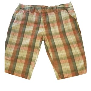 Passport Plaid Women Shorts size‎ Large